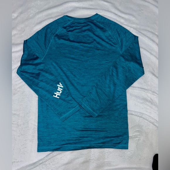 Hurley Long Sleeve - Picture 3 of 3